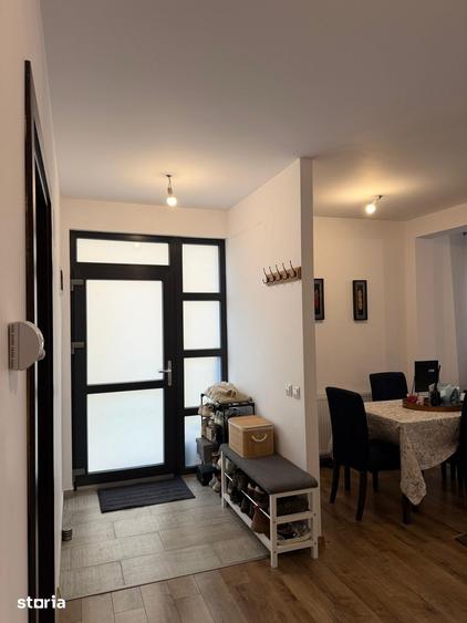 Casă cu 5 camere cu Teren 260 Mp în Bucureștii Noi