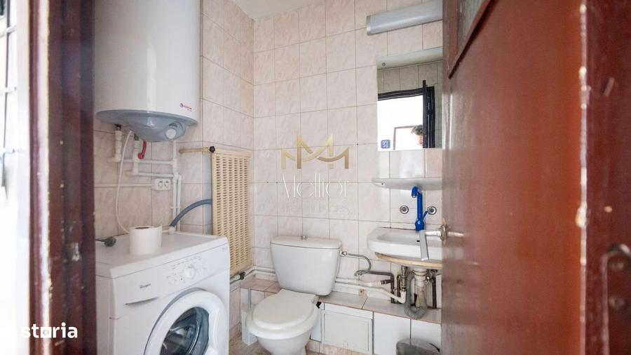 Garsonieră decomandată în Central