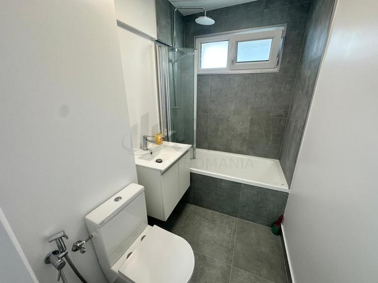 Apartament cu 3 camere semidecomandat în Bucureștii Noi
