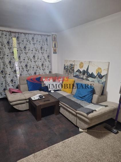 Apartament cu 3 camere decomandat, mobilat în Dristor
