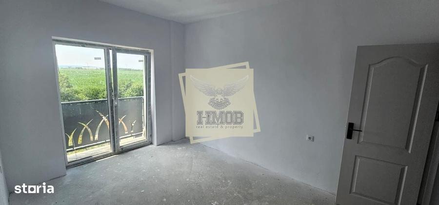Apartament cu 4 camere în Turnișor