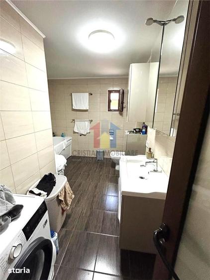 Casă cu 5 camere cu Teren 3789 Mp în Chiscani