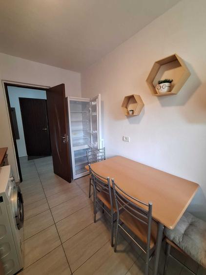Direct proprietar, vand apartament 2 camere, strada Turda, sector 1 - 5