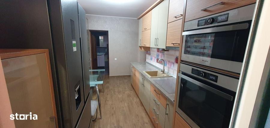 Apartament cu 4 camere în Ultracentral