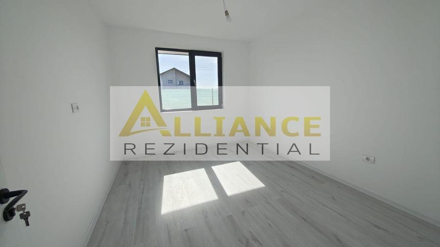 Casă individuală cu 4 camere cu Teren 315 Mp în Berceni