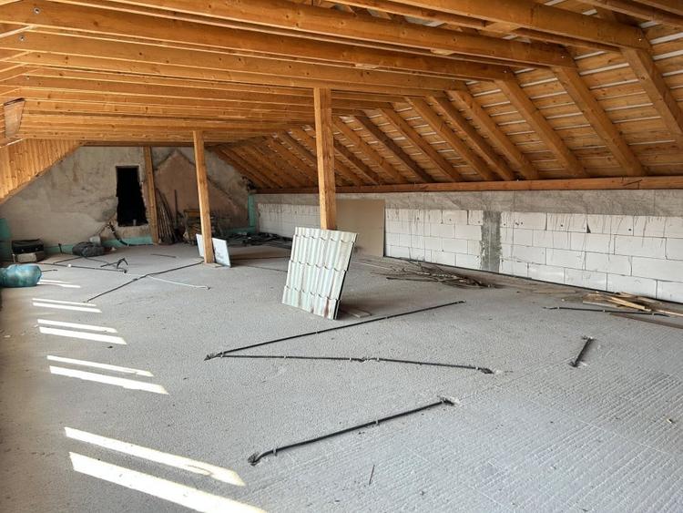 Spațiu comercial, de 310 mp, în Florești