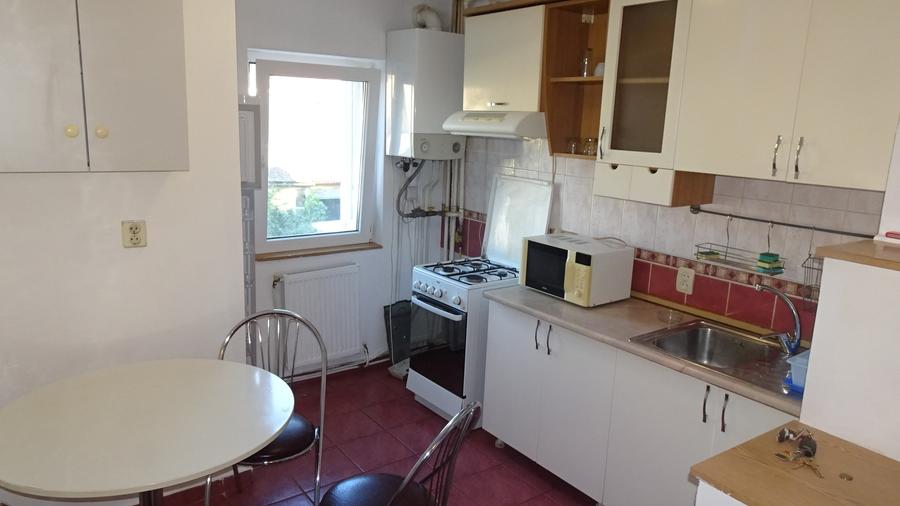 Apartament cu 2 camere decomandat în Ultracentral