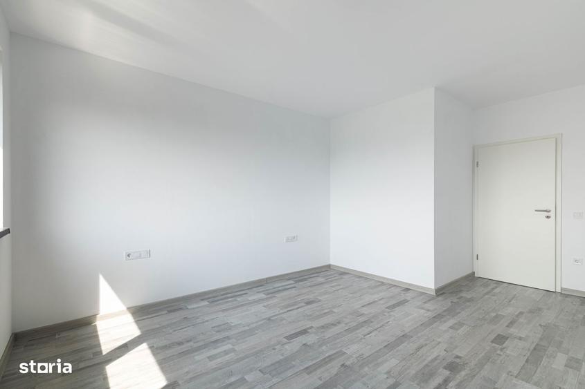 Casă cu 3 camere în Sânpetru