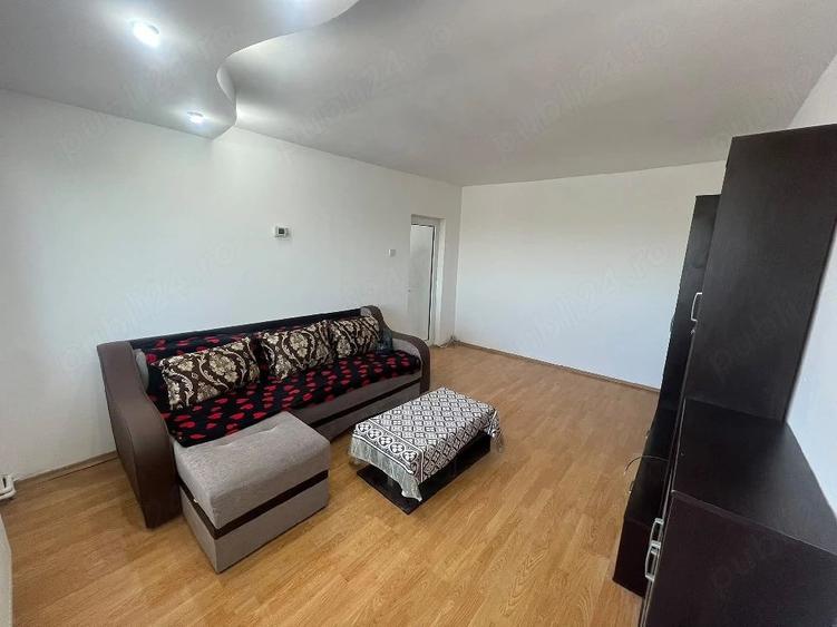 Apartament cu 2 camere decomandat în Exterior Vest