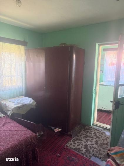 Casă cu 3 camere cu Teren 240 Mp în Brestei