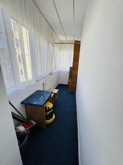 Apartament cu 2 camere decomandat în Între Lacuri