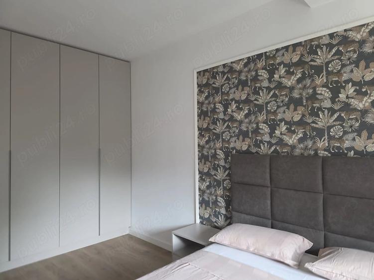 Casă cu 5 camere cu Teren 150 Mp în Subcetate