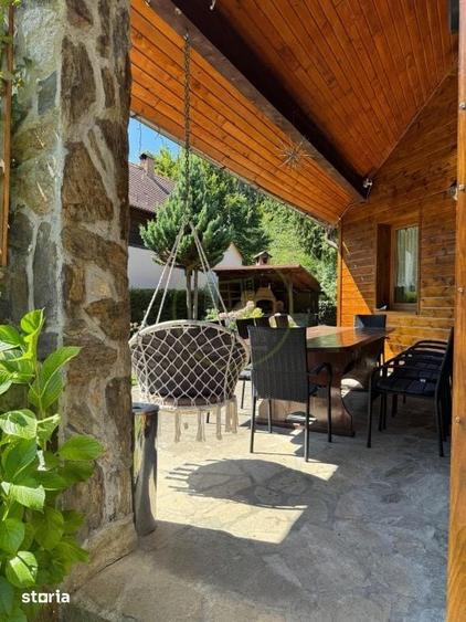Casă cu 6 camere cu Teren 917 Mp în Porumbacu de Jos
