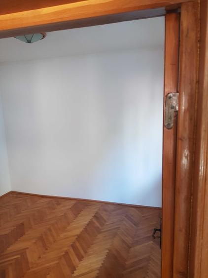 Casă cu 4 camere în Exterior Vest