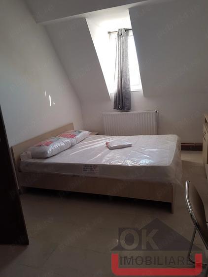 Apartament cu 6 camere decomandat în Central
