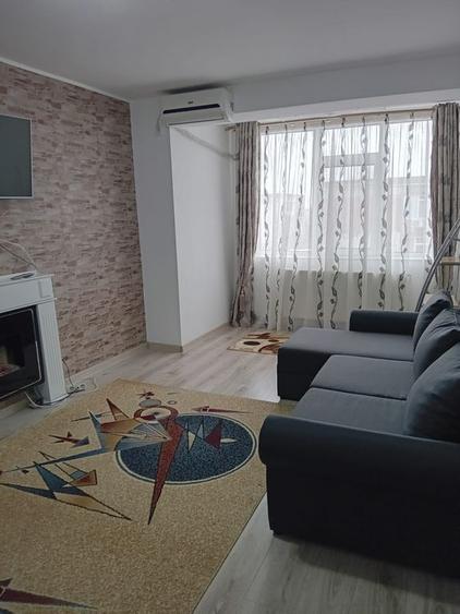 Apartament cu 2 camere semidecomandat în Micro 16