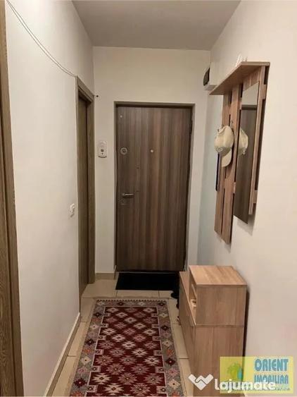 Apartament cu 2 camere semidecomandat în Gara
