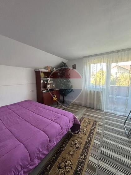 Duplex cu 4 camere cu Teren 500 Mp în Burdujeni