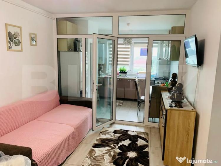 Apartament cu 2 camere semidecomandat în Central