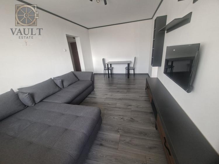 Apartament cu 2 camere semidecomandat, mobilat în Alexandru Obregia