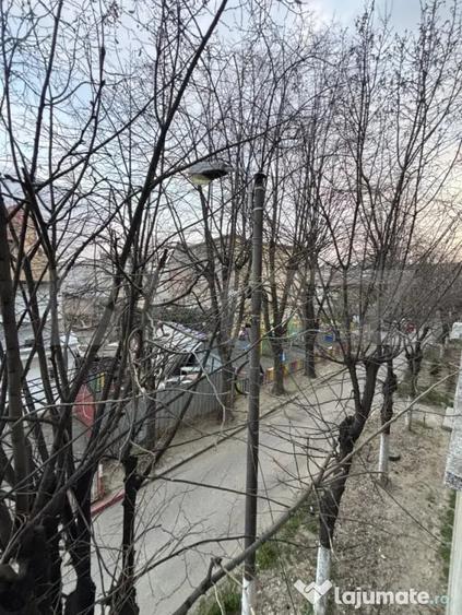 Apartament cu 2 camere semidecomandat în Ultracentral