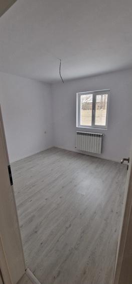 Casă cu Teren 250 Mp în Central