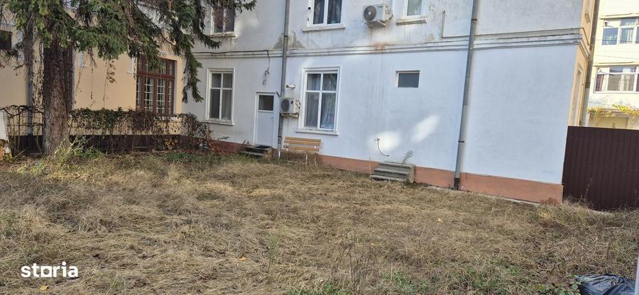 Chirie 2 camere pentru BIROURI + Teren - 2