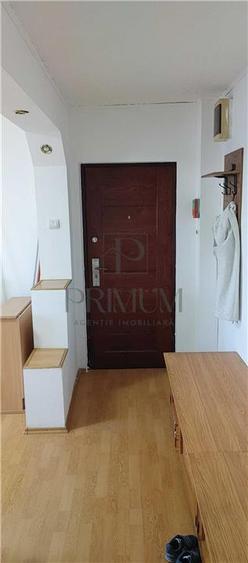Apartament cu 2 camere decomandat, mobilat în Soarelui