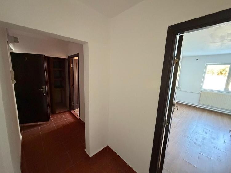 Apartament cu 2 camere decomandat în Iris