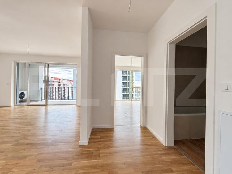 Apartament cu 2 camere semidecomandat în Torontalului