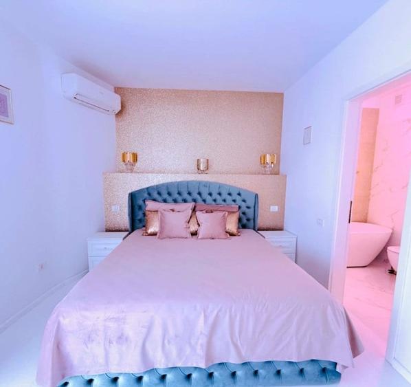 Apartament cu 3 camere decomandat, mobilat în Pipera