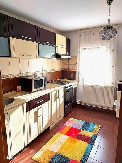 Apartament cu 2 camere semidecomandat în Broșteni