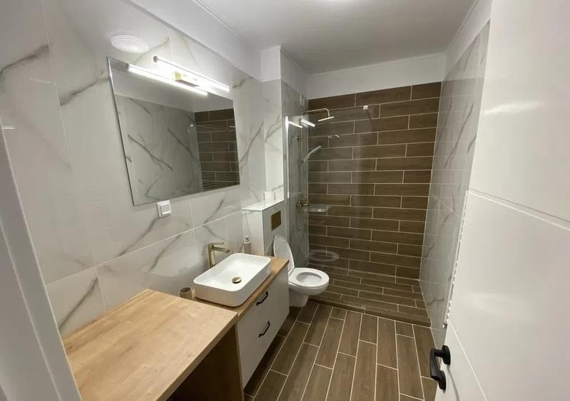 Apartament cu 2 camere semidecomandat, mobilat în Florești
