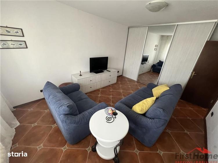 Apartament cu 2 camere, mobilat în Central