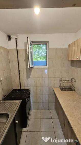 Casă cu 2 camere cu Teren 781 Mp în Central