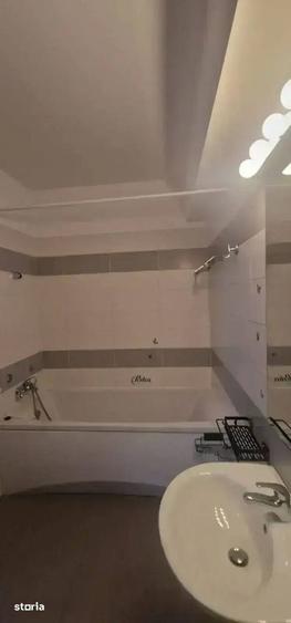 Apartament cu 2 camere nedecomandat, mobilat în Pieptănari