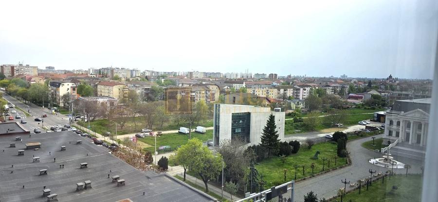 Apartament cu 3 camere decomandat, mobilat în Torontalului