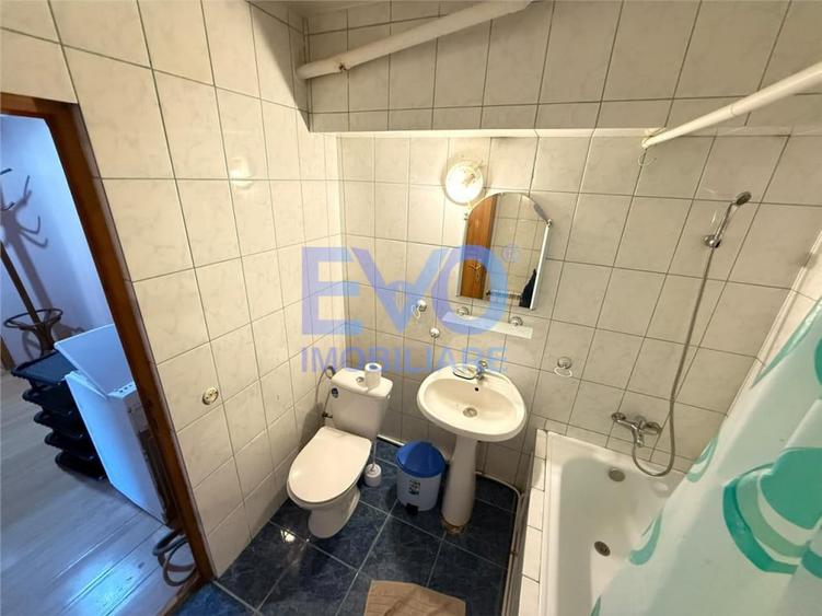 APARTAMENT DE INCHIRIAT CU 2 CAMERE, CENTRU - 4