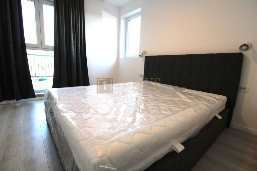 Apartament cu 3 camere decomandat, mobilat în Lipovei