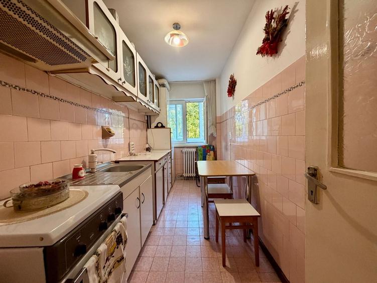 Apartament cu 3 camere decomandat, mobilat în Mănăștur