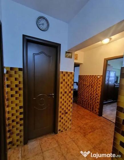 APARTAMENT 3 CAMERE DECOMANDAT - 4