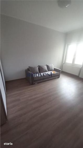 De inchiriat: Apartament cu 3 camere in zona Centrala - 10