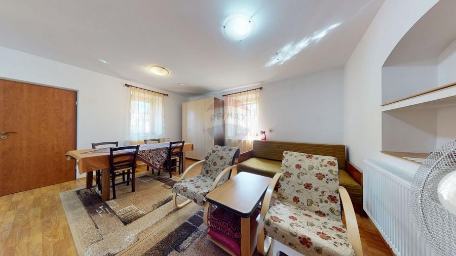 Casă individuală cu 3 camere cu Teren 1049 Mp în Satulung