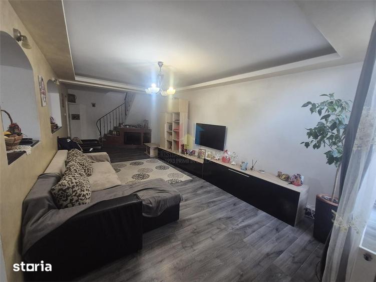 Casă cu 5 camere cu Teren 200 Mp în Școlilor