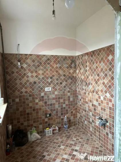 Apartament cu 2 camere semidecomandat în Săvinești
