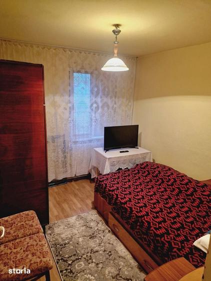 Apartament cu 2 camere semidecomandat în Hipodrom