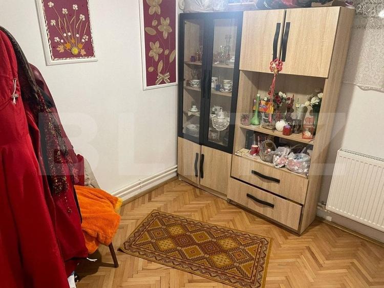 Casă individuală cu 3 camere cu Garaj în Iosia