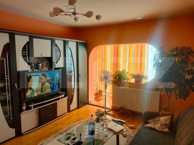 Apartament 3 camere, 62mp, zona Piata Mica,  Radauti - 1