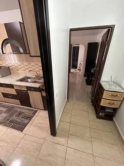 De inchiriat apartament cu 2 camere, spatios, cu balcon. 1200lei luna - 12