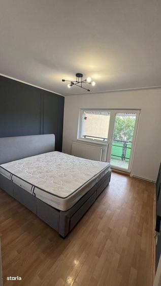 Apartament cu 2 camere decomandat în Micro 17